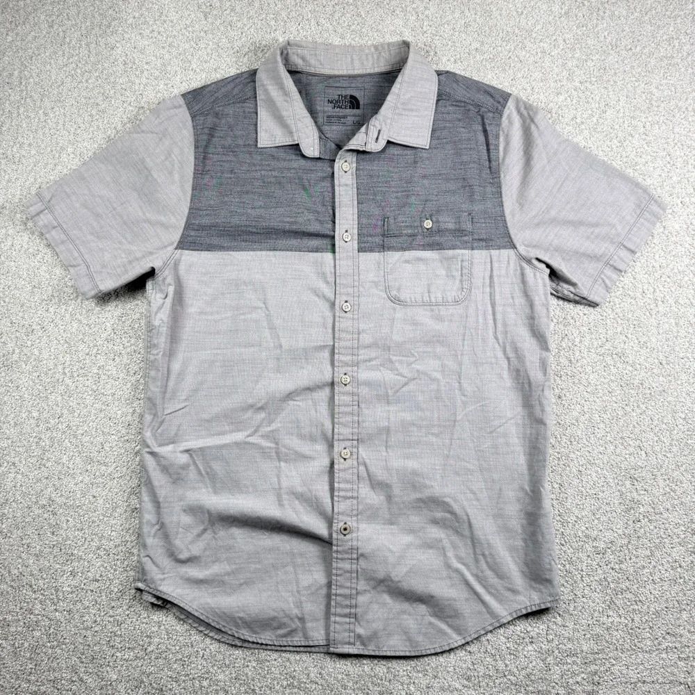 The North Face Button Down Mens Large Grey Colorblock Short Sleeve Shirt
